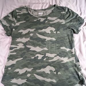 Old Navy EveryWear Camo Short Sleeve Tee Size L
